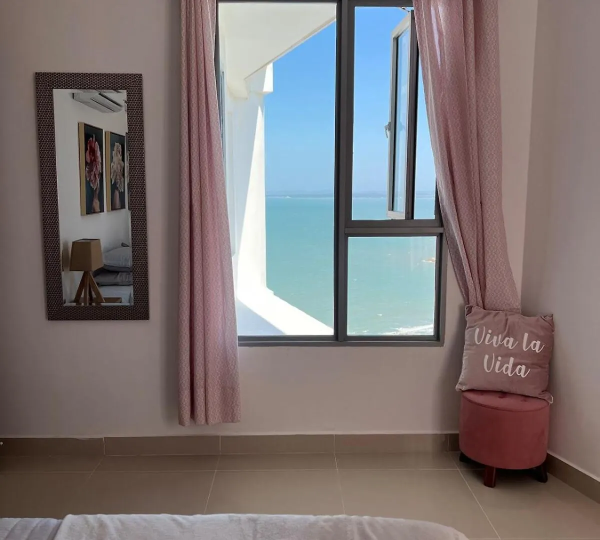 Cartagena Dreams Luxury Oceanfront Suite Wpool 2
